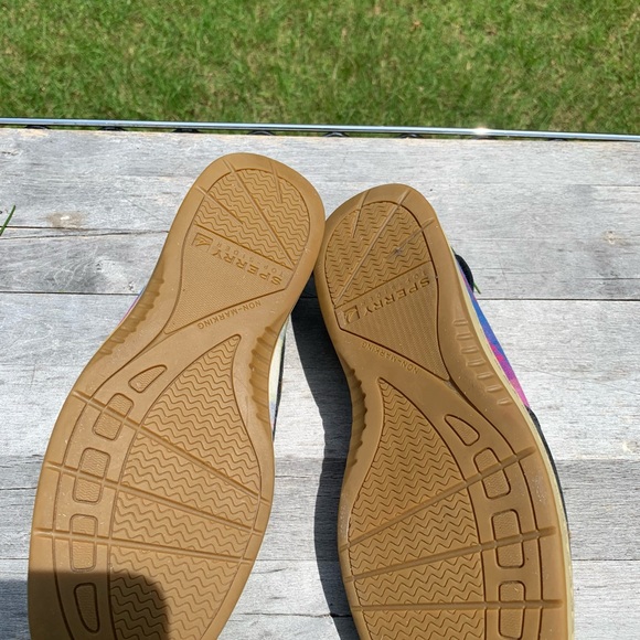Sperry Ladies/Big Kids - Picture 2 of 9